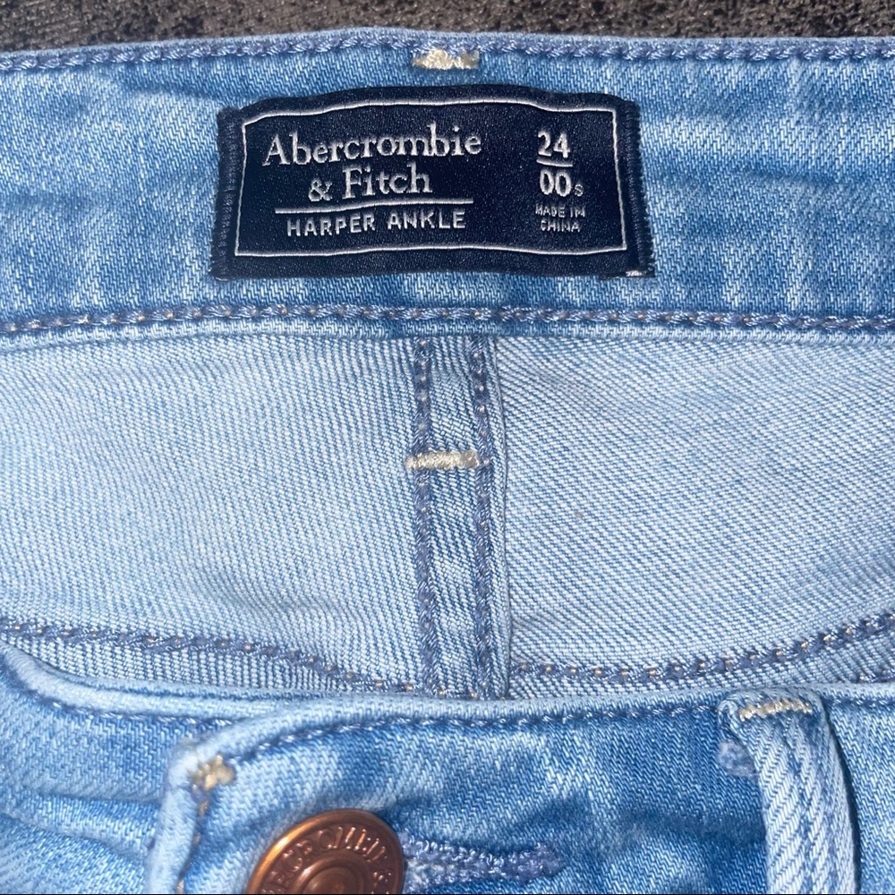 Sold- Abercrombie & Fitch Harper Ankle Jeans - Picture 6 of 8